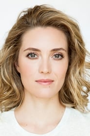 Evelyne Brochu portrait