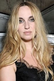Chloé Mons portrait