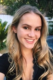 Taylar Hender portrait
