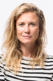 Sophie Hilbrand portrait