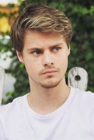 Mitchell Kummen portrait
