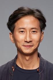 Mez Tharatorn portrait