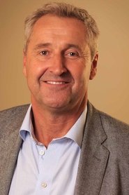 Mark Austin portrait