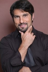 Arturo Carmona portrait