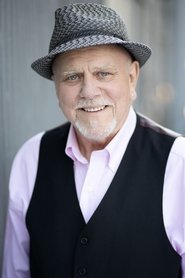 Ross Ogilvie portrait
