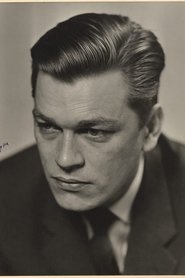 Carl-Axel Heiknert portrait