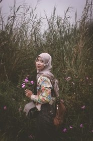 Muthia Rizqi Khairunnisa portrait