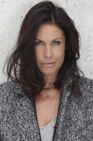 Astrid Veillon portrait
