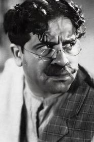 Tomás Simari portrait