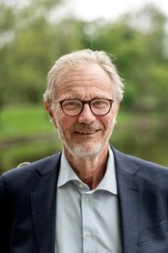 Harald Treutiger portrait
