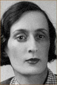 Eva Sinelnikova portrait