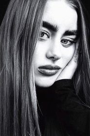 Alli Hart portrait