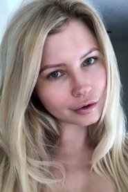 Carrie Minter portrait