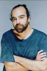 Ömür Özdemir portrait