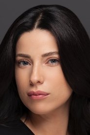 Yeşim Dalgıçer portrait