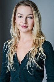Issy Stewart portrait