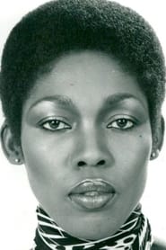 Della Finch portrait