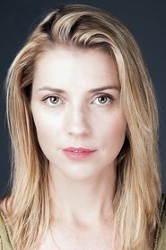 Candice Storey portrait