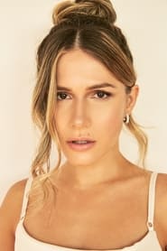 Erin Sanders portrait