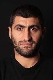 Cüneyt Özen portrait