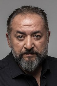 Levent Ünsal portrait
