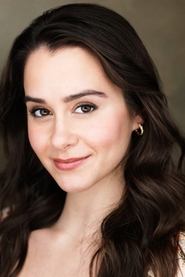 Victoria Mirrer portrait