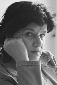 Aynur Mutlucan portrait