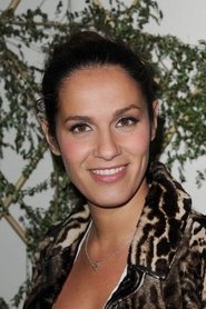 Elisa Tovati portrait