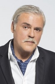 Nikos Karathanos portrait