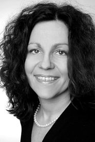 Isabel Heinemann portrait