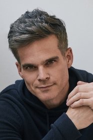 Greg Rikaart portrait
