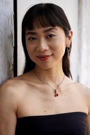 Débora Nishimoto portrait