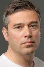 Özgür Özgülgün portrait