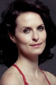 Leanne Best portrait