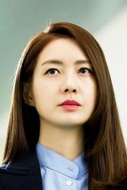 Lee Yo-won portrait