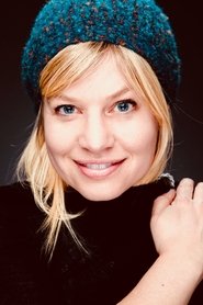 Roxy Toporowych portrait