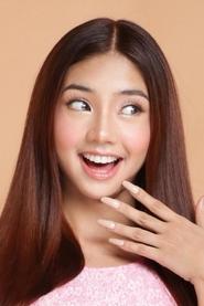 Queenay Mercado portrait