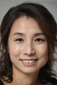 Shin Mi-yeong portrait