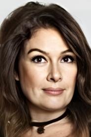 Zeynep Gülmez portrait