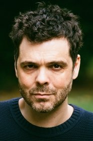Justin Avoth portrait