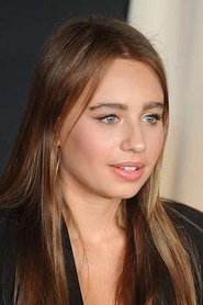 Oliwia Bieniuk portrait