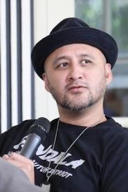 Aqi Singgih portrait