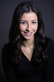 İzel Demirhan portrait