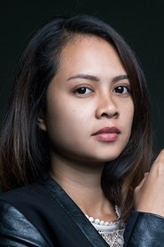 Ginanti Rona portrait