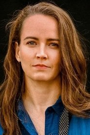 Zoe Coombs-Marr portrait