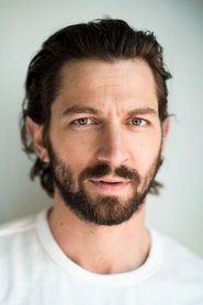 Michiel Huisman portrait