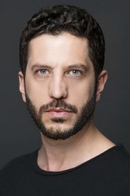 Eser Karabil portrait