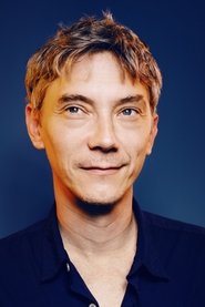 Swann Arlaud portrait