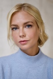 Sophie Holland portrait