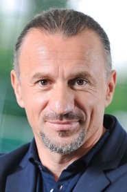 Mario Stanić portrait
